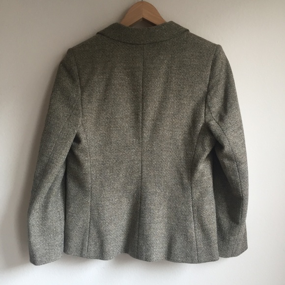 Ann Taylor size 4P jacket - Picture 2 of 8